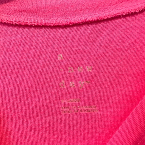✨2/$10✨  A New Day Crew Neck Tee - Picture 3 of 4